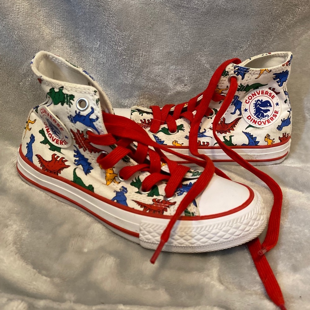 Kids dinosaur converse